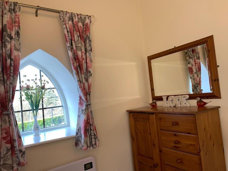 Cut Limestone Apartment Riverside Lodge Карлоу Экстерьер фото